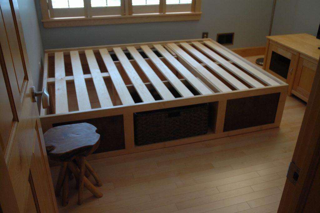 get a queen size mattress at a cheap price